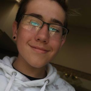 Meet your Posher, Alec